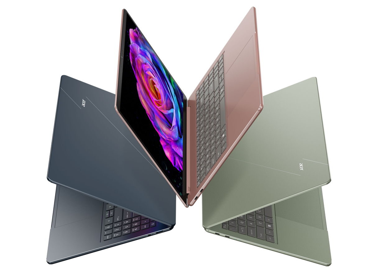 Farklı renklerde üç Acer Swift Air 16 dizüstü bilgisayar