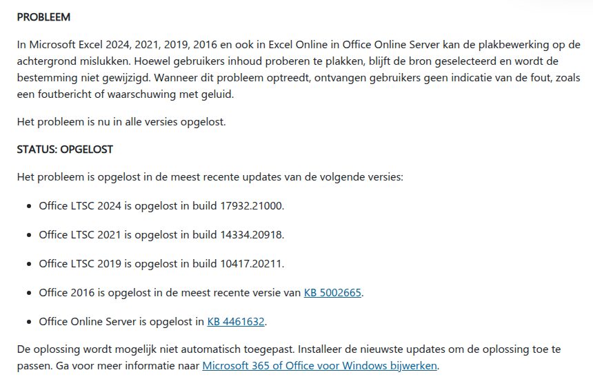 De Nederlandstalige ondersteuningspagina van Microsoft met de status "Opgelost" en de gecorrigeerde builds per Office-versie