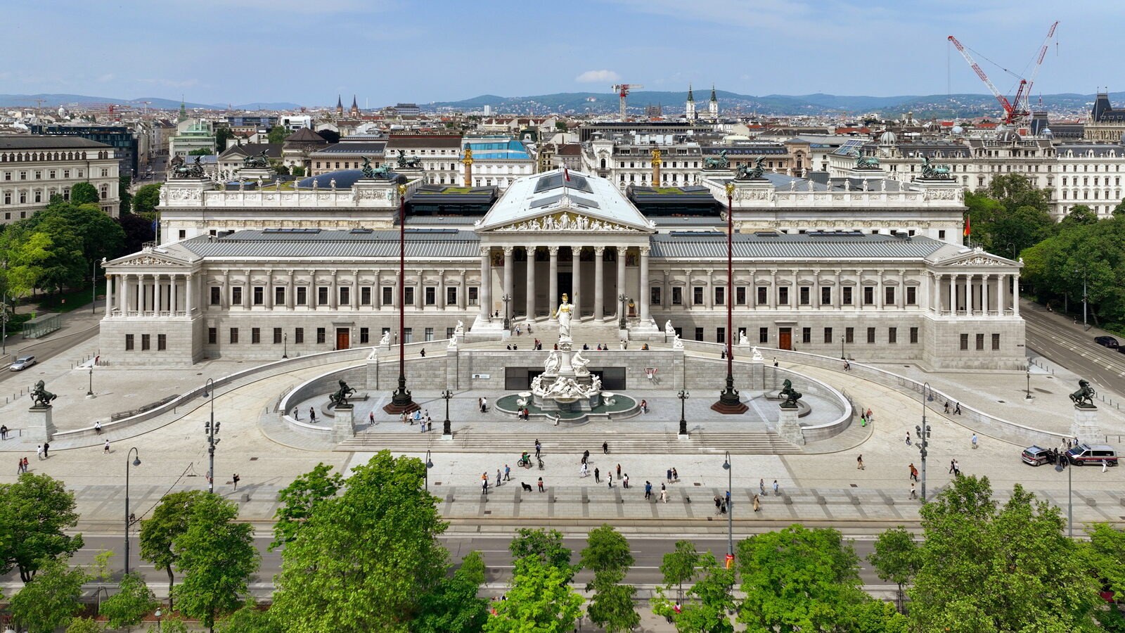Das österreichische Parlamentsgebäude an der Wiener Ringstraße