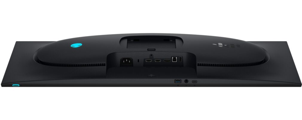 Il retro dell'Alienware AW3226Q con le porte HDMI, DisplayPort e USB