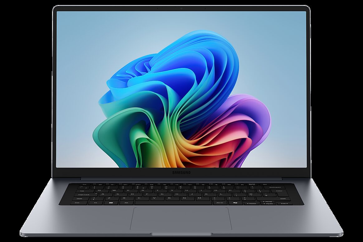 Samsung Galaxy Book6 frontale con schermata di avvio Windows 11