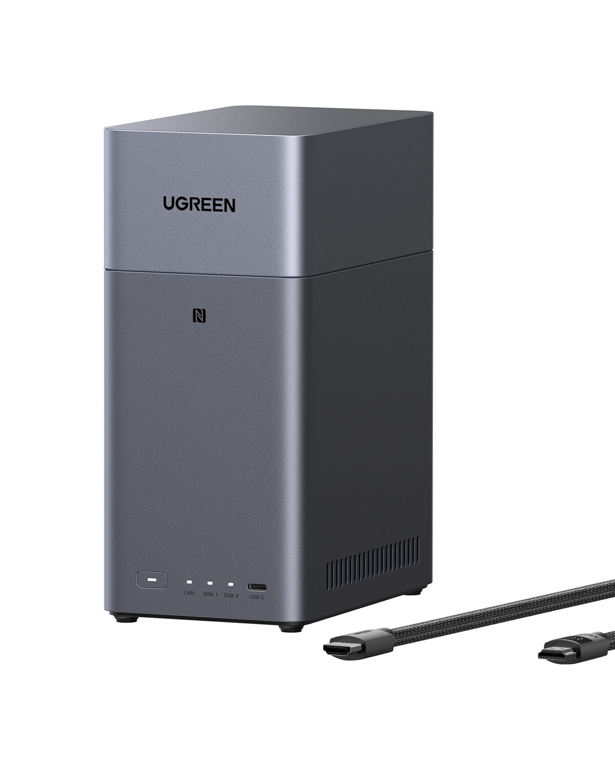 UGREEN NASync DH2300 2 yuvalı NAS cihazı, USB-C kablosuyla